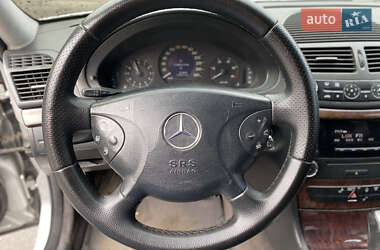 Седан Mercedes-Benz E-Class 2003 в 