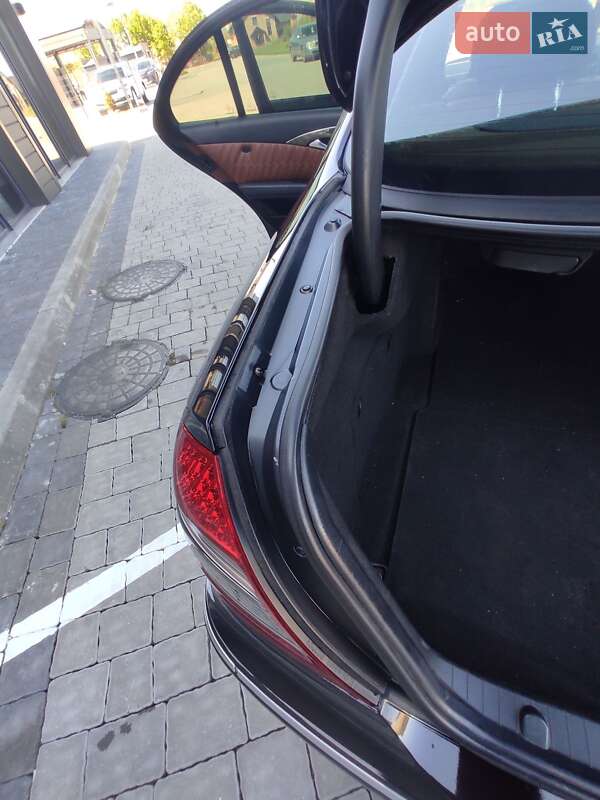 Седан Mercedes-Benz E-Class 2006 в Ивано-Франковске