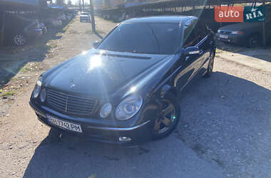Седан Mercedes-Benz E-Class 2002 в 