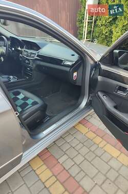 Седан Mercedes-Benz E-Class 2011 в 