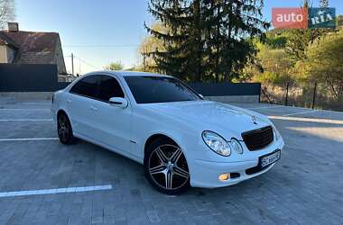 Седан Mercedes-Benz E-Class 2004 в Кременці