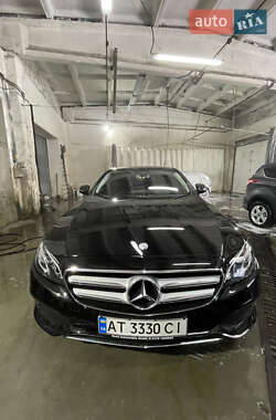 Седан Mercedes-Benz E-Class 2016 в 