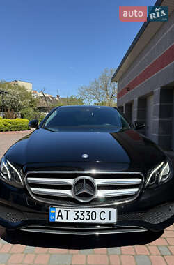 Седан Mercedes-Benz E-Class 2016 в 