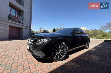 Седан Mercedes-Benz E-Class 2016 в 
