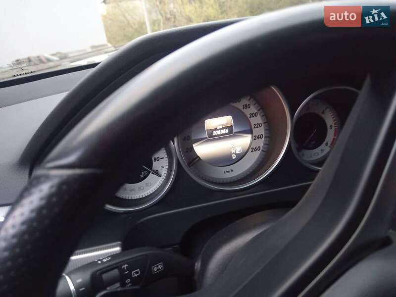 Універсал Mercedes-Benz E-Class 2015 в Луцьку