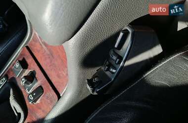 Седан Mercedes-Benz E-Class 2001 в 
