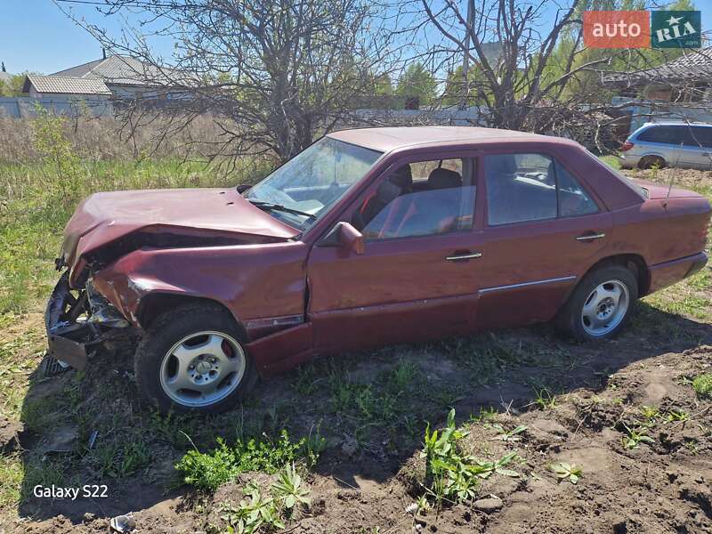 Седан Mercedes-Benz E-Class 1989 в Житомирі