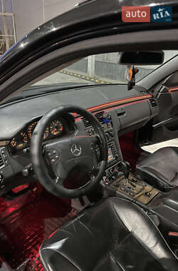 Універсал Mercedes-Benz E-Class 2001 в 
