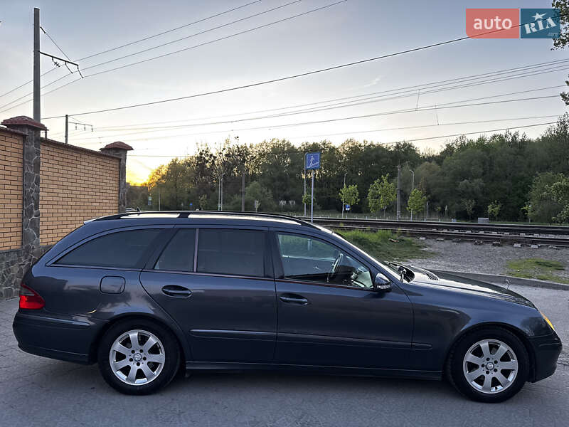 Универсал Mercedes-Benz E-Class 2009 в Львове