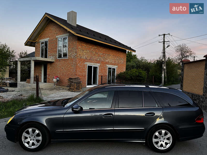 Универсал Mercedes-Benz E-Class 2009 в Львове