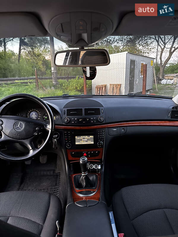 Универсал Mercedes-Benz E-Class 2009 в Львове