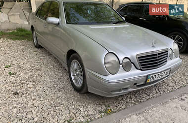 Седан Mercedes-Benz E-Class 2000 в Тернополе