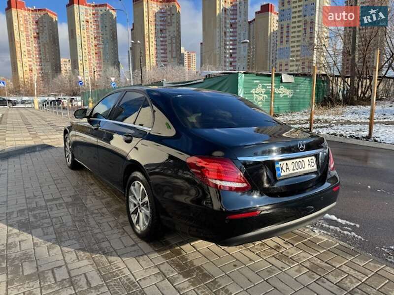Седан Mercedes-Benz E-Class 2019 в Киеве