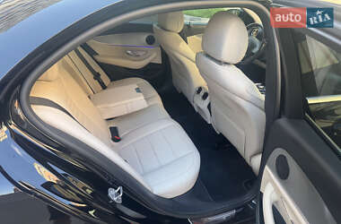 Седан Mercedes-Benz E-Class 2016 в 