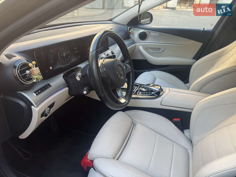 Седан Mercedes-Benz E-Class 2016 в Ізмаїлі