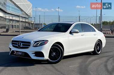 Седан Mercedes-Benz E-Class 2017 в 