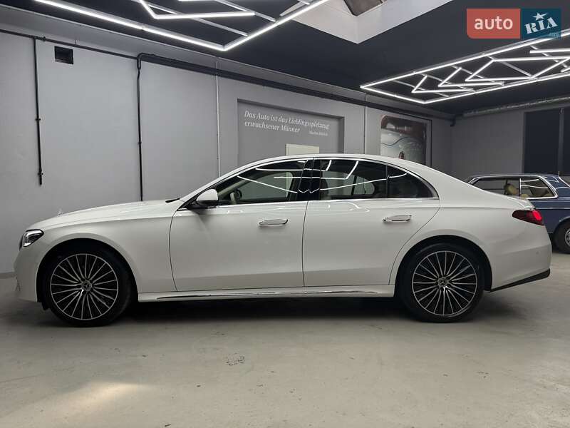 Седан Mercedes-Benz E-Class 2024 в Киеве