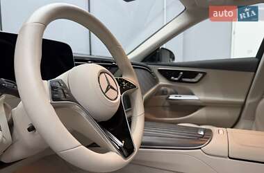 Седан Mercedes-Benz E-Class 2024 в 