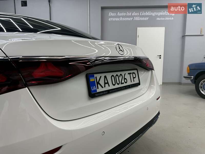Седан Mercedes-Benz E-Class 2024 в Киеве