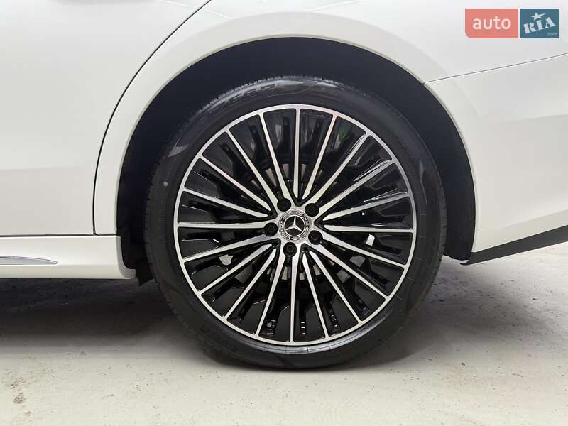 Седан Mercedes-Benz E-Class 2024 в Киеве