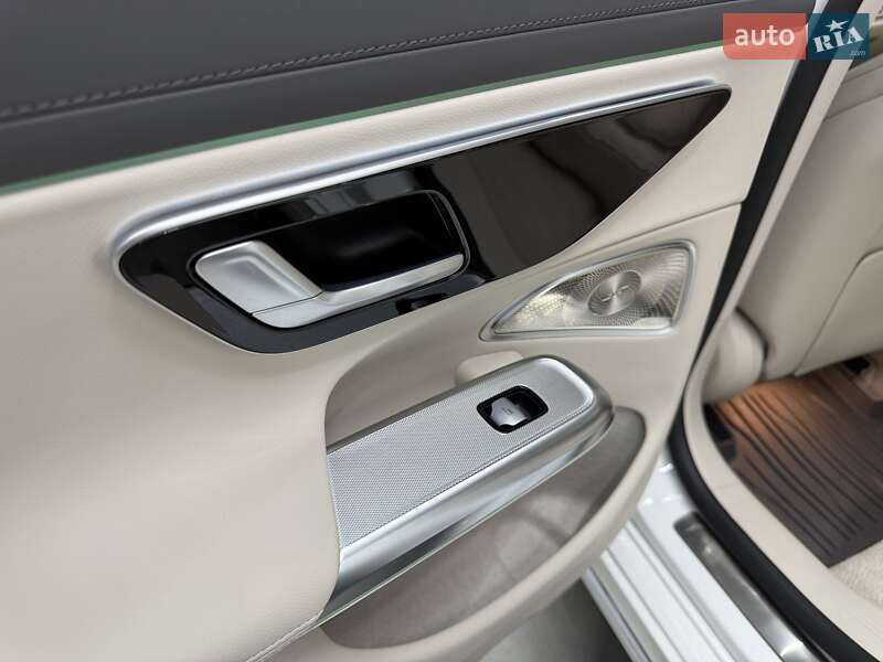 Седан Mercedes-Benz E-Class 2024 в Киеве