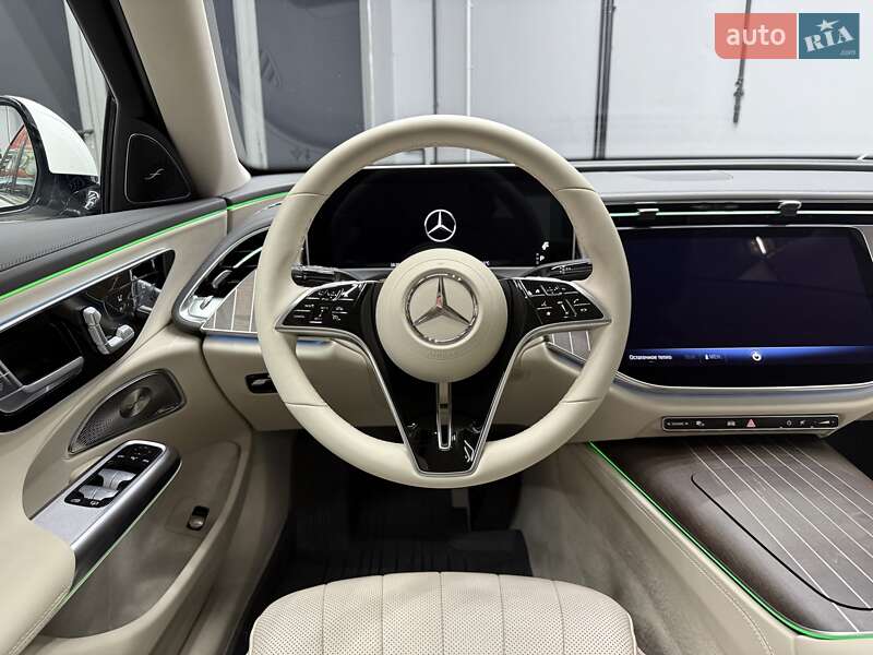 Седан Mercedes-Benz E-Class 2024 в Киеве