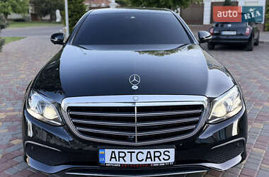Седан Mercedes-Benz E-Class 2016 в 