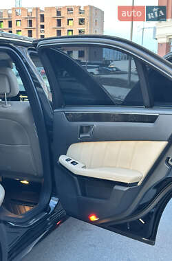 Седан Mercedes-Benz E-Class 2012 в 