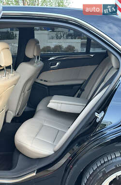 Седан Mercedes-Benz E-Class 2012 в 