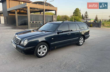 Универсал Mercedes-Benz E-Class 1999 в Клевани