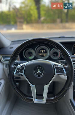 Седан Mercedes-Benz E-Class 2015 в 