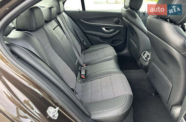 Седан Mercedes-Benz E-Class 2017 в 