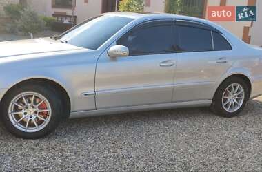 Седан Mercedes-Benz E-Class 2003 в 
