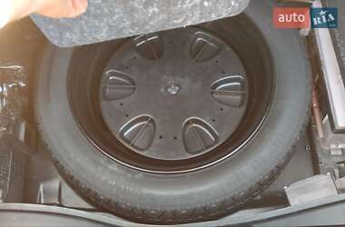 Седан Mercedes-Benz E-Class 2003 в 
