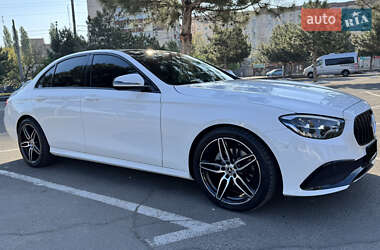 Mercedes-Benz E-Class 2022