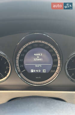 Седан Mercedes-Benz E-Class 2009 в 