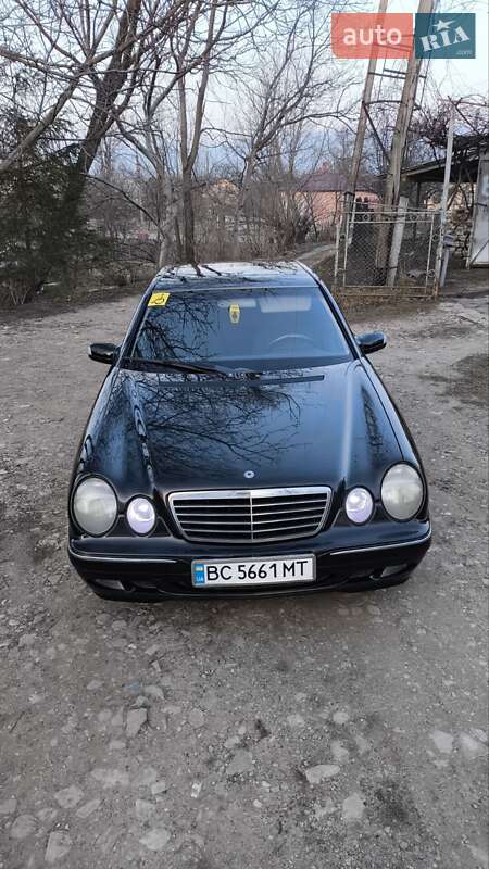 Седан Mercedes-Benz E-Class 2001 в Бориславе