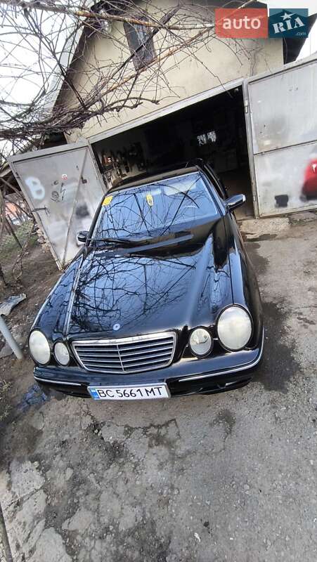 Седан Mercedes-Benz E-Class 2001 в Бориславе
