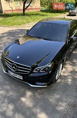 Седан Mercedes-Benz E-Class 2015 в 