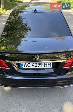 Седан Mercedes-Benz E-Class 2015 в 