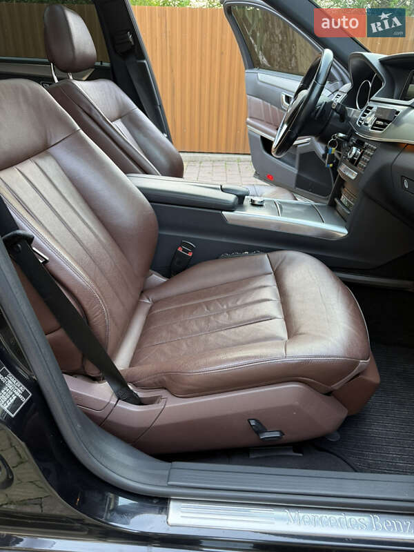Седан Mercedes-Benz E-Class 2013 в Львове