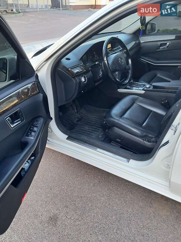 Универсал Mercedes-Benz E-Class 2011 в Бердичеве