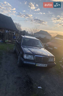 Седан Mercedes-Benz E-Class 1998 в Хмельницком