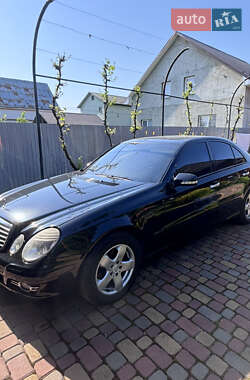 Седан Mercedes-Benz E-Class 2007 в 