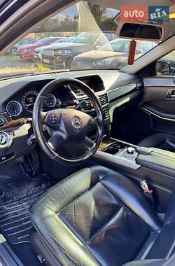Седан Mercedes-Benz E-Class 2012 в 