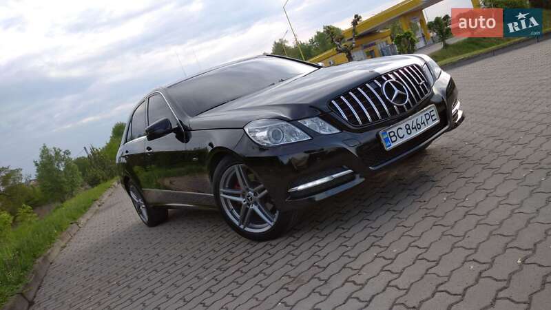 Седан Mercedes-Benz E-Class 2011 в Бродах