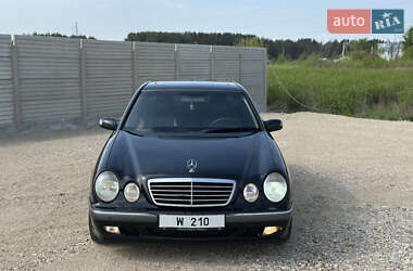 Седан Mercedes-Benz E-Class 2002 в 