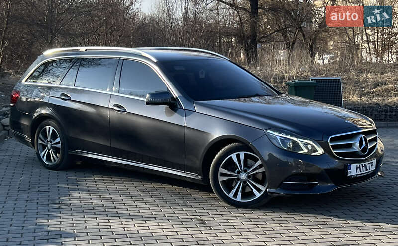 Універсал Mercedes-Benz E-Class 2013 в Івано-Франківську
