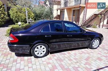 Седан Mercedes-Benz E-Class 2008 в 