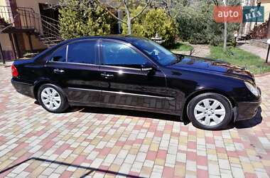 Седан Mercedes-Benz E-Class 2008 в 